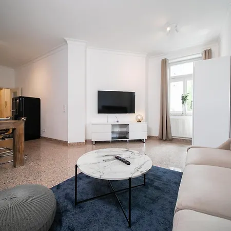 Apartment - Kitchen & More *