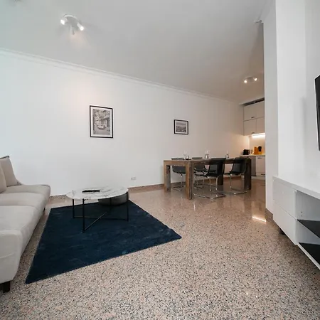 - Kitchen & More Apartment *